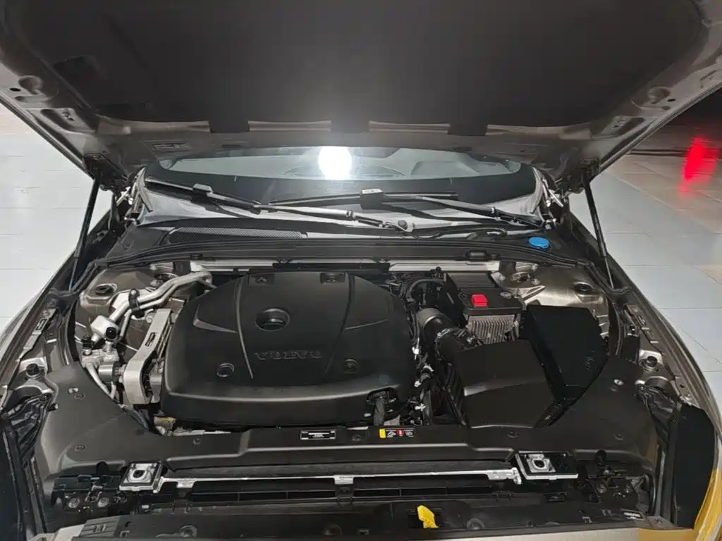 Volvo S60 — миниатюра 20