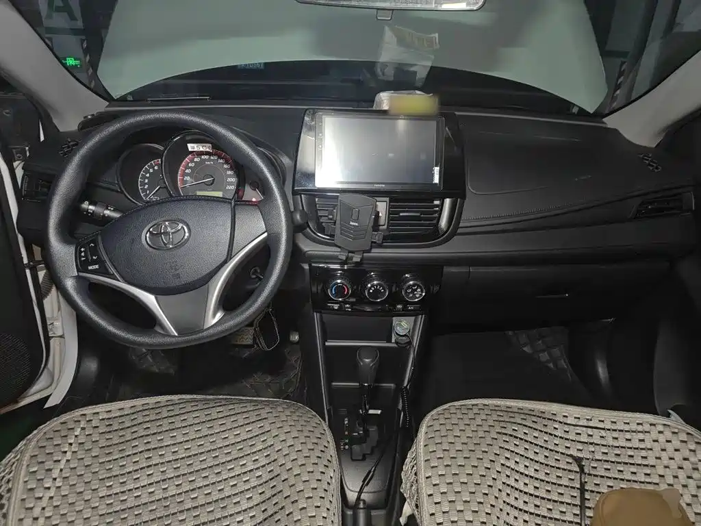 Toyota Vios — миниатюра 10