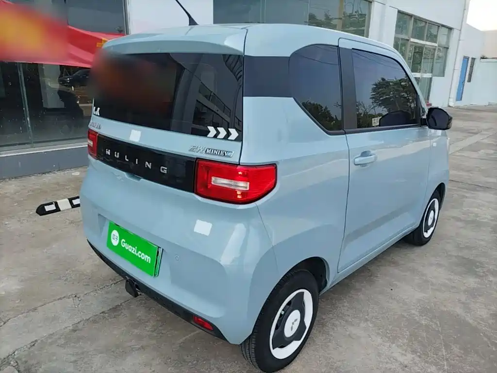 Wuling MINIEV — миниатюра 7
