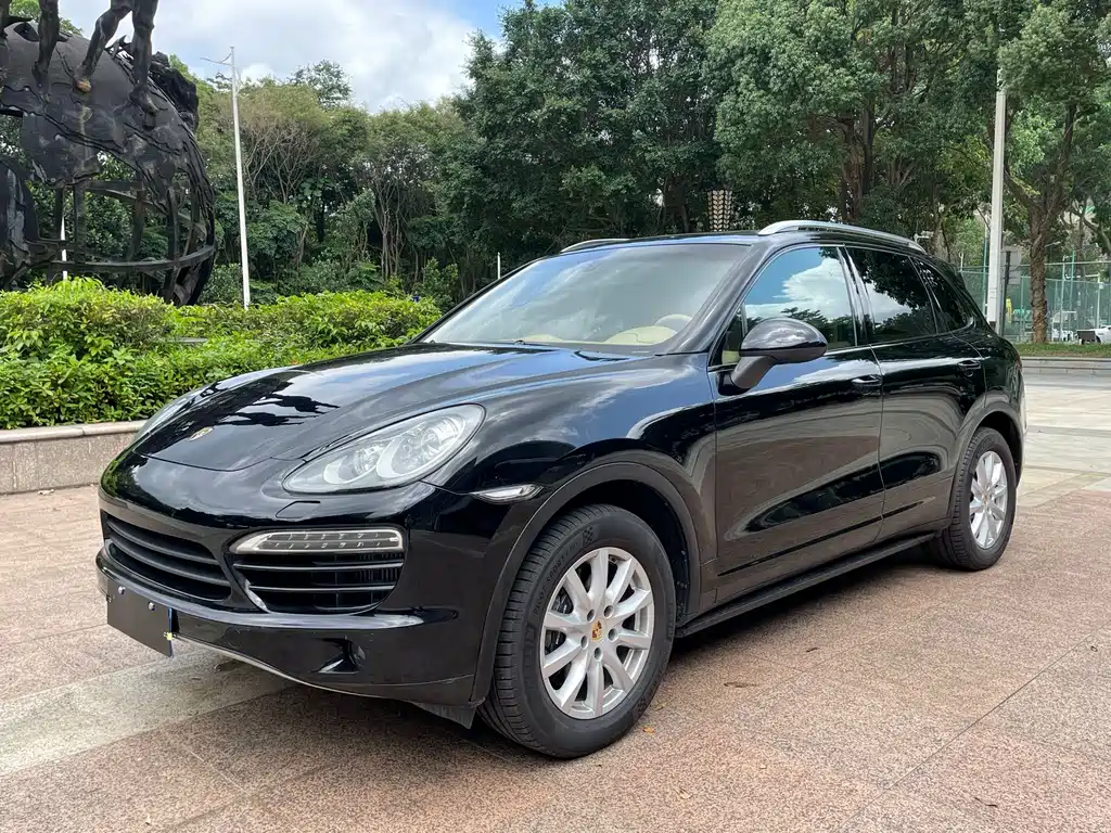 Porsche Cayenne — миниатюра 2