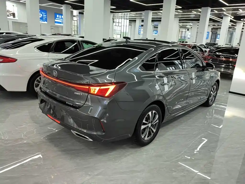 Changan Eado — миниатюра 6