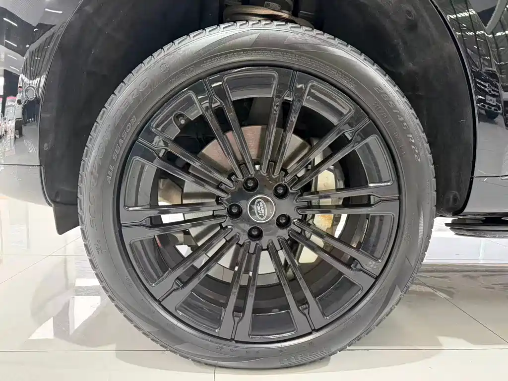 Land Rover Range Rover — миниатюра 11