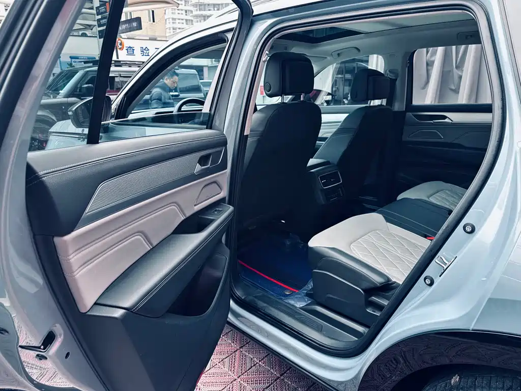 VOLKSWAGEN RANGE PATROL