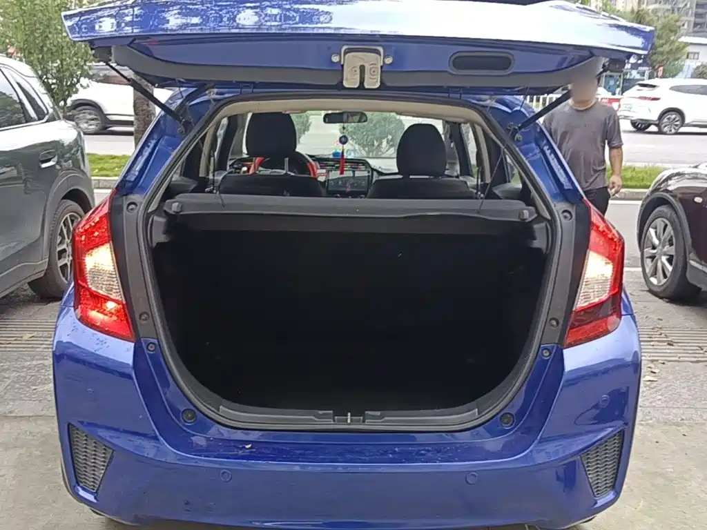 Honda Fit — миниатюра 19
