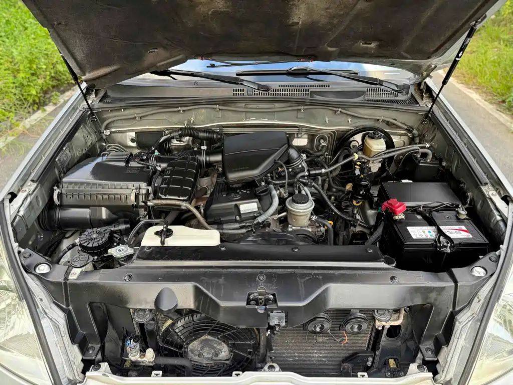 Toyota Prado (Import) — миниатюра 8