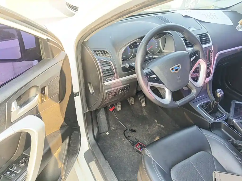Geely Emgrand — миниатюра 16