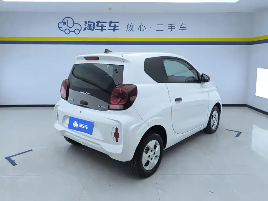 Roewe Clever — миниатюра 3