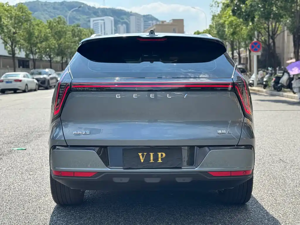 Geely Boyue L — миниатюра 6