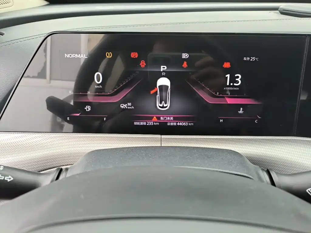 Changan UNI-T — миниатюра 12