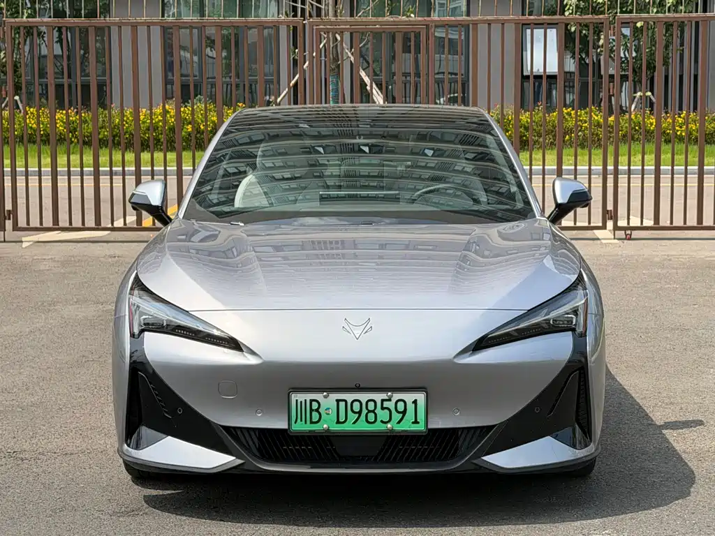 ARCFOX Alpha S5