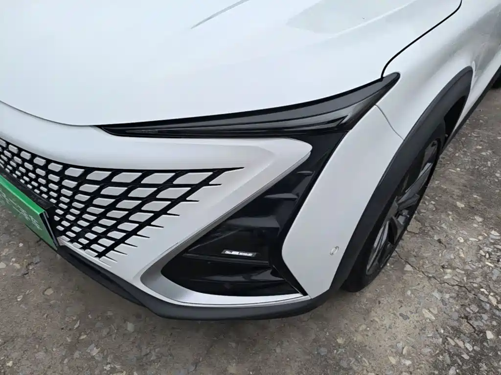 Changan UNI-T — миниатюра 24
