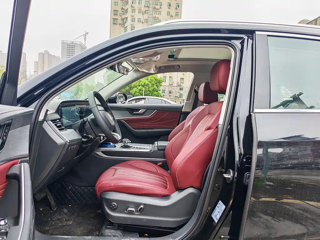 Hongqi HS5 2025 2.0T Pro
