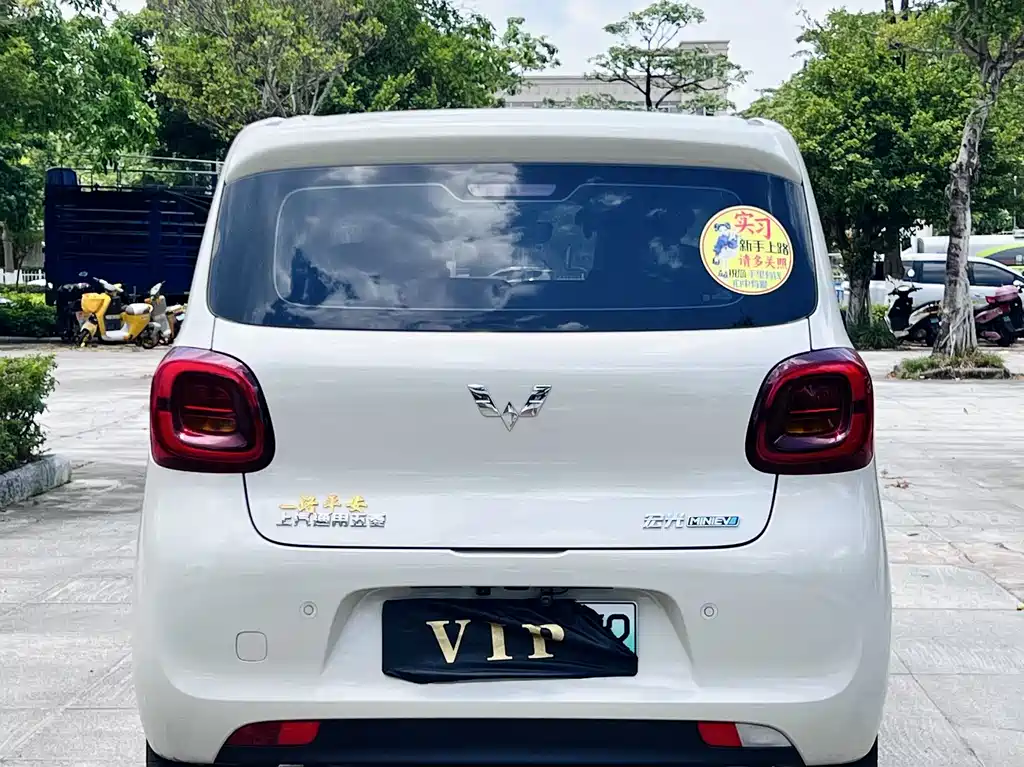 Wuling MINIEV — миниатюра 5