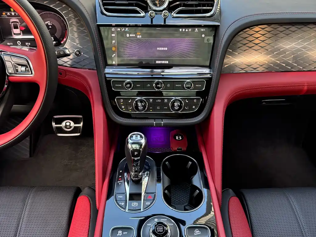Bentley Bentayga — миниатюра 25
