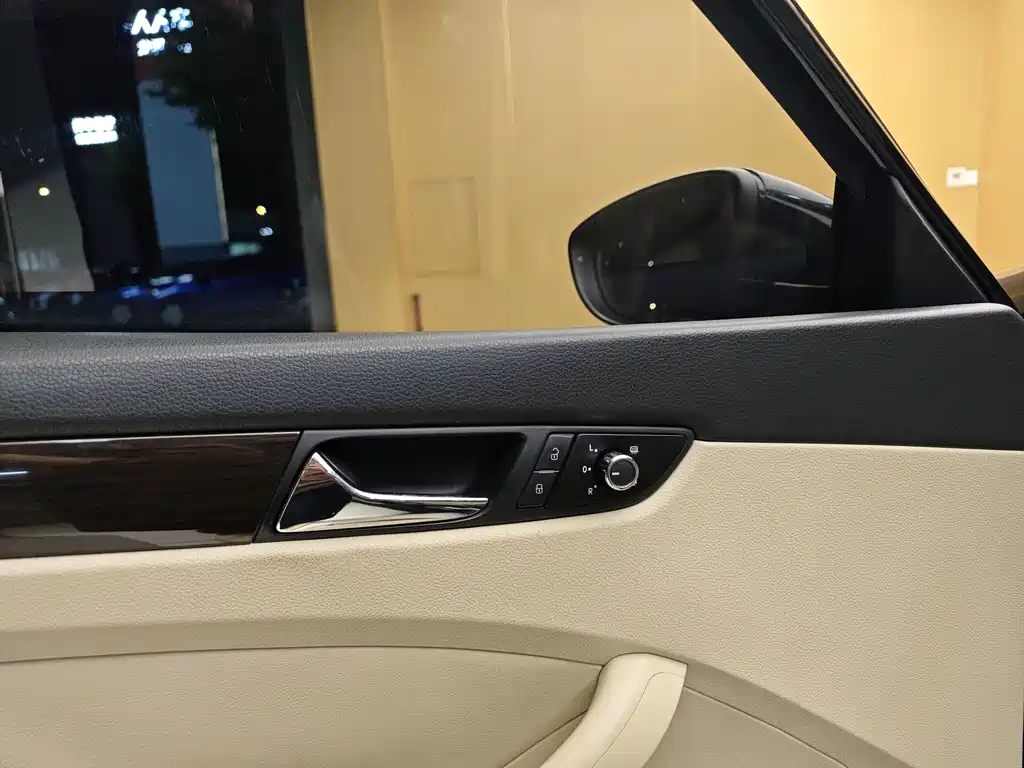 Volkswagen Passat 2015 1.8TSI DSG