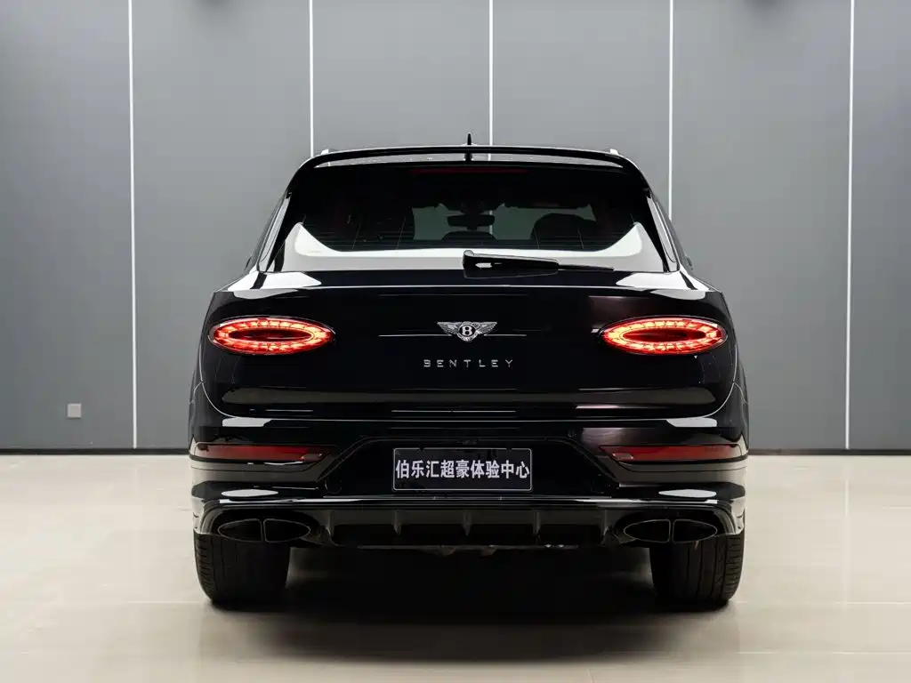 Bentley Bentayga — миниатюра 7