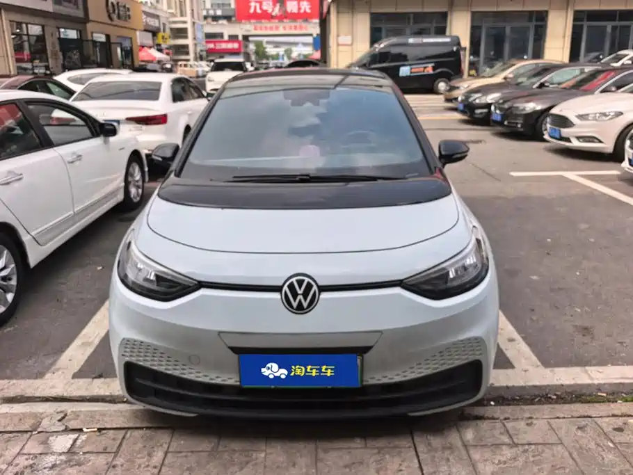 Volkswagen ID.3 — миниатюра 2