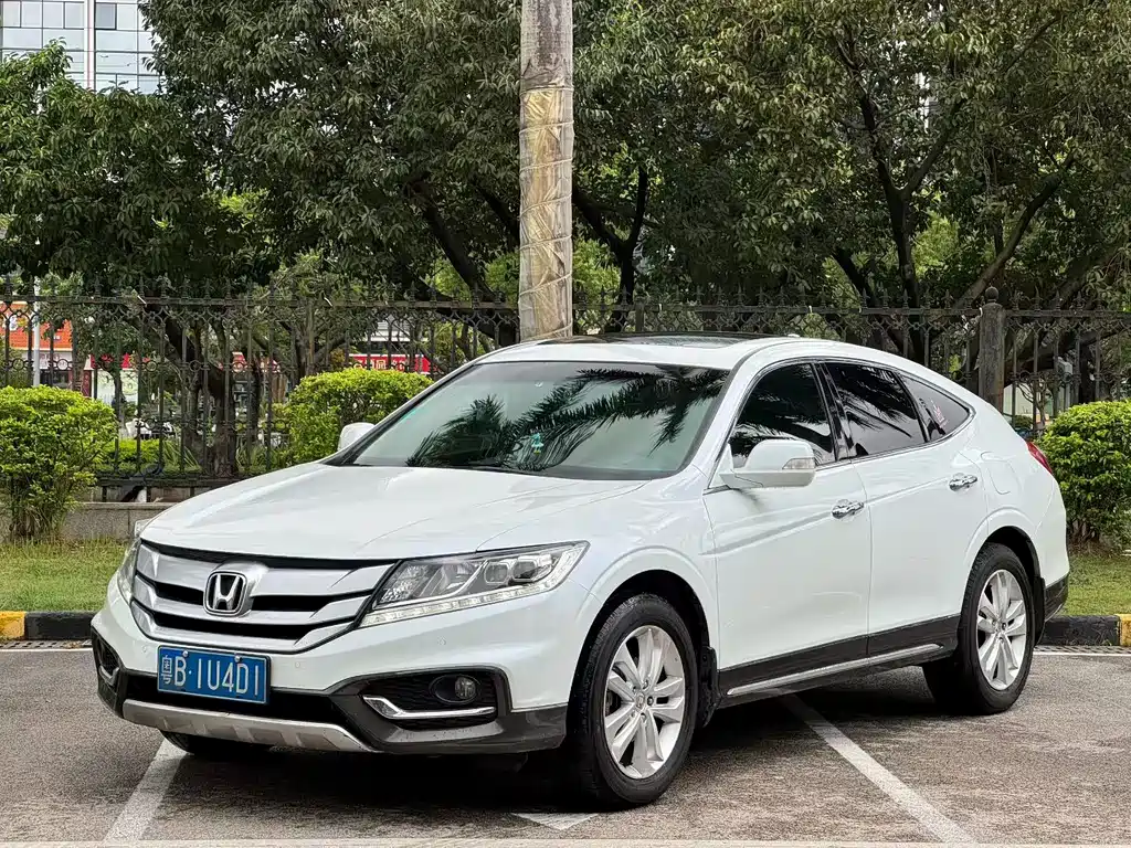 Honda Crosstour 2015