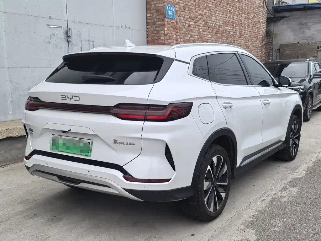 BYD PLUS New Energy — миниатюра 4