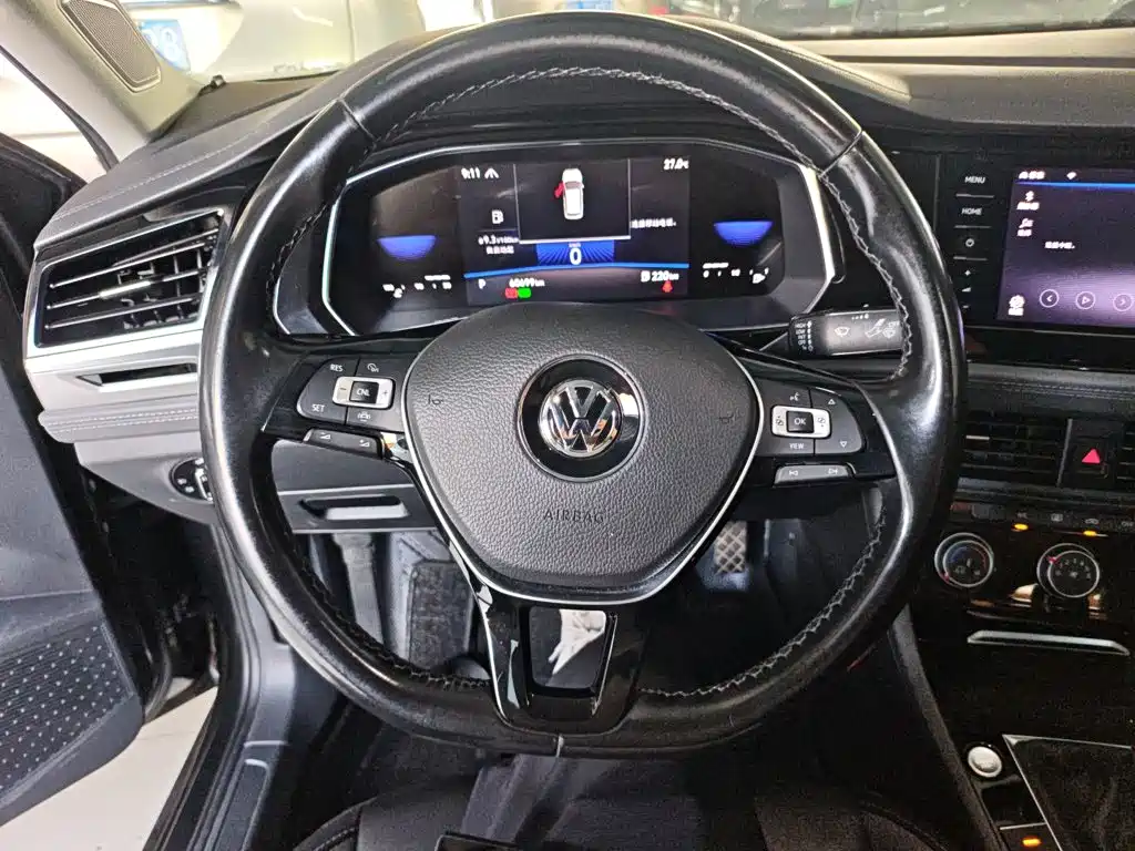 Volkswagen Sagitar — миниатюра 7