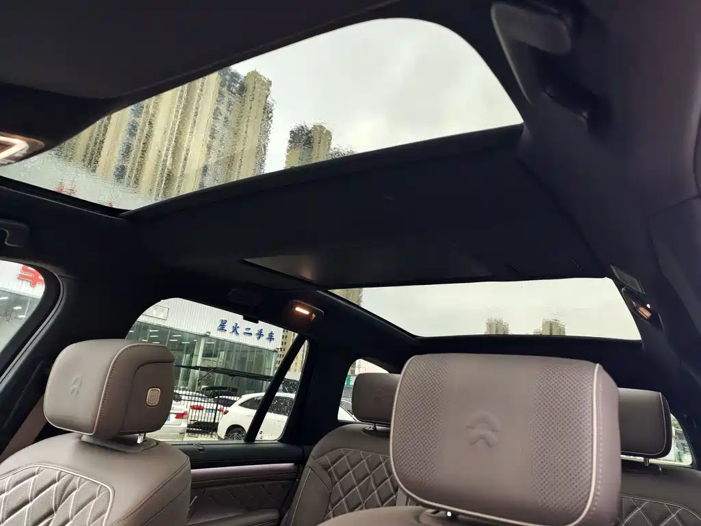 NIO ES8 — миниатюра 15