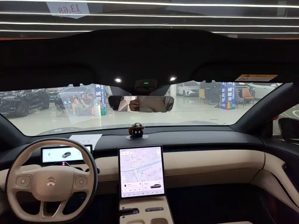NIO ET5T — миниатюра 18