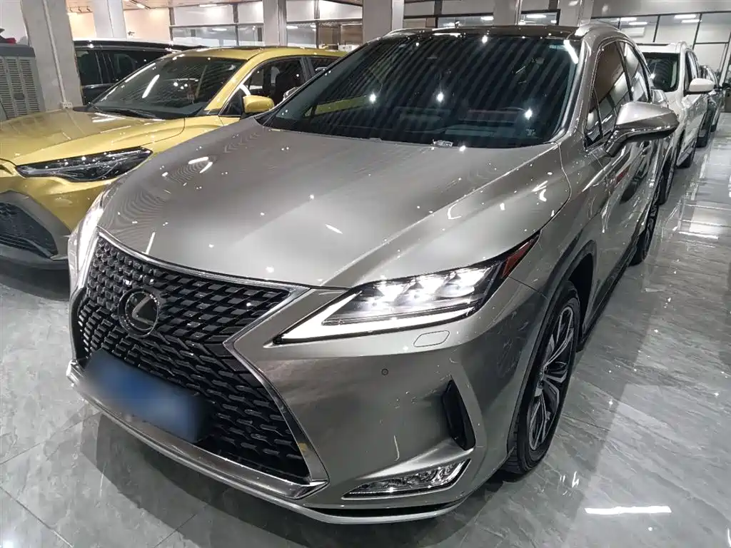 Lexus RX 2022