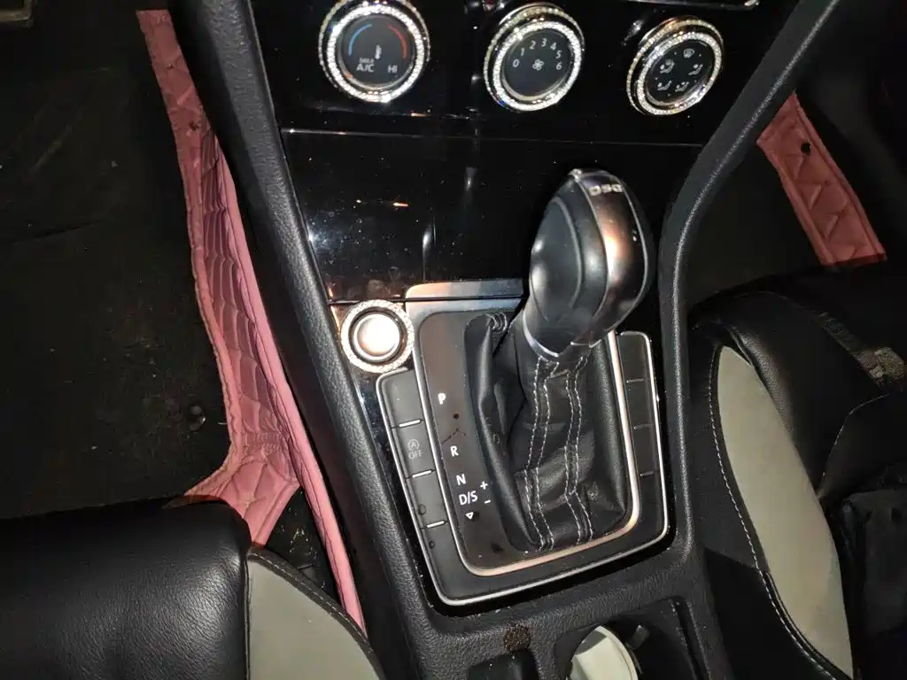 Volkswagen Golf — миниатюра 10