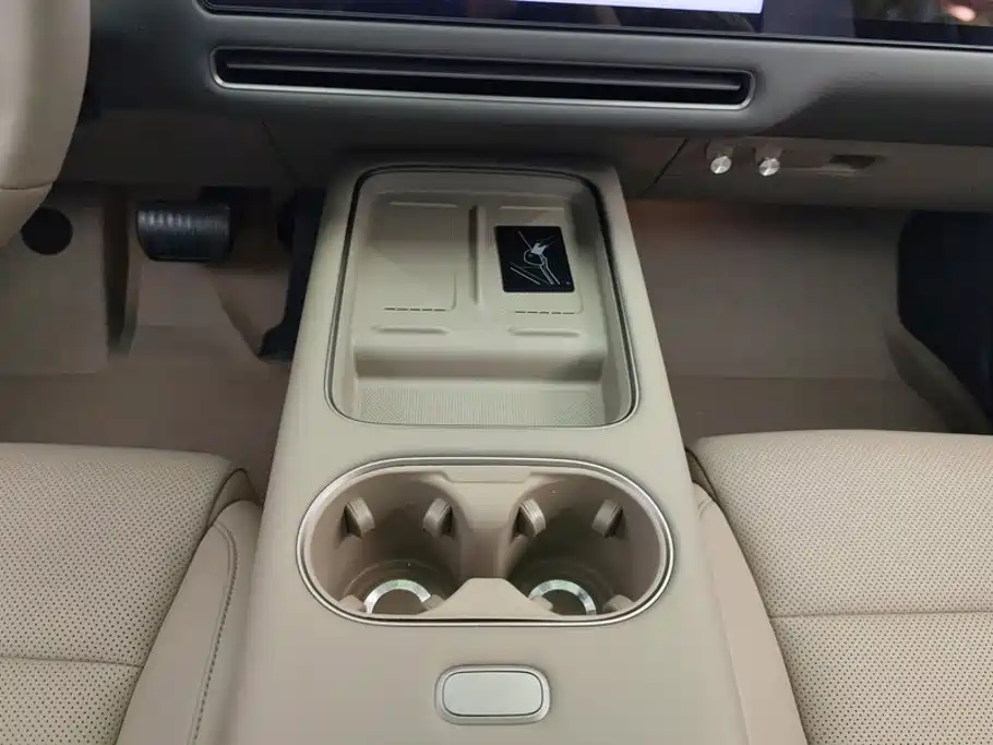 Li Auto Li i6 — миниатюра 16