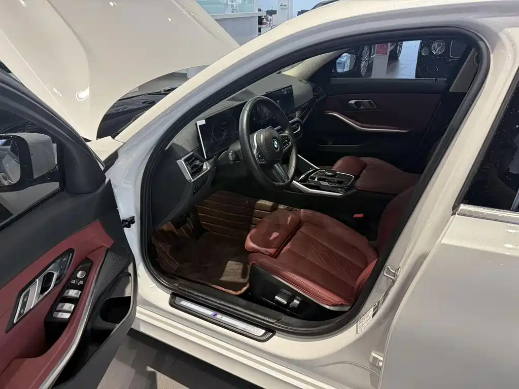 BMW 3 Series — миниатюра 7