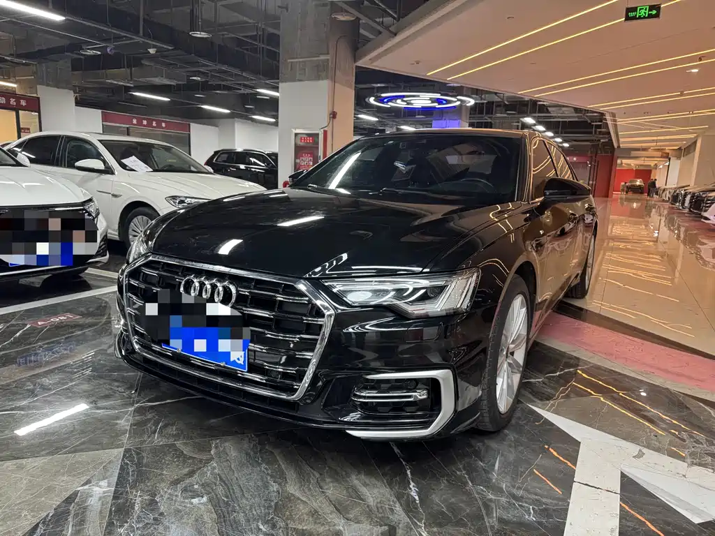 Audi A6L 2022
