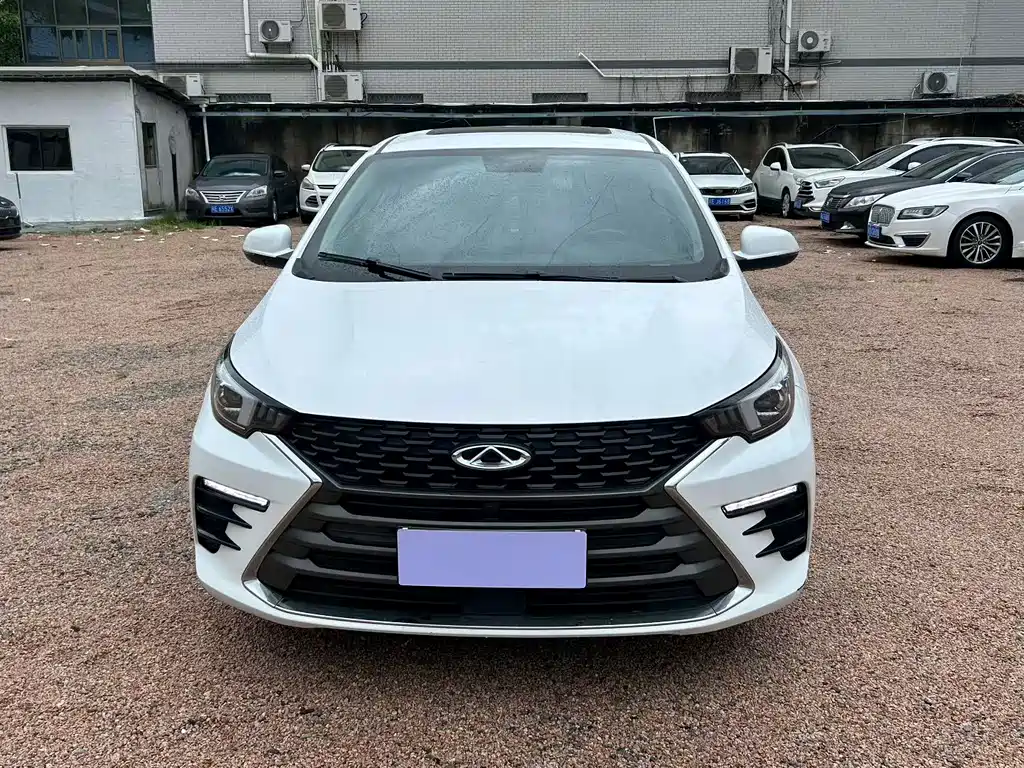 Chery Arrizo 5 PLUS — миниатюра 2