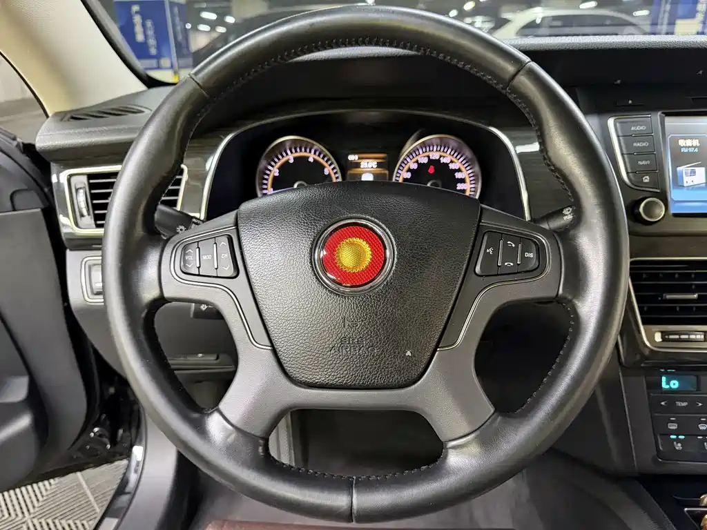 Hongqi Hongqi H7 — миниатюра 24