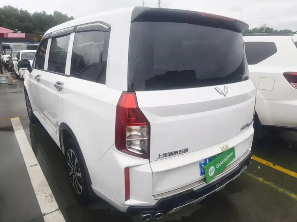 Wuling Hongguang PLUS — миниатюра 5