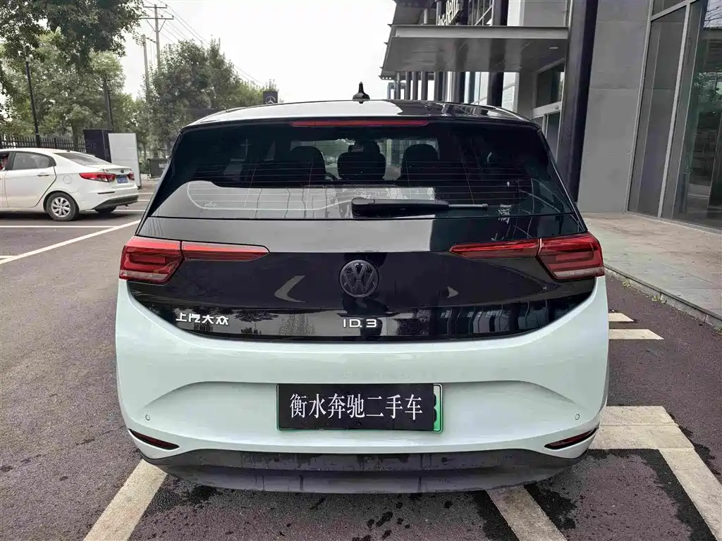 Volkswagen ID.3 — миниатюра 21