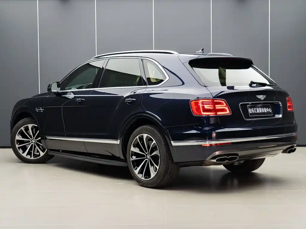 Bentley Bentayga — миниатюра 4