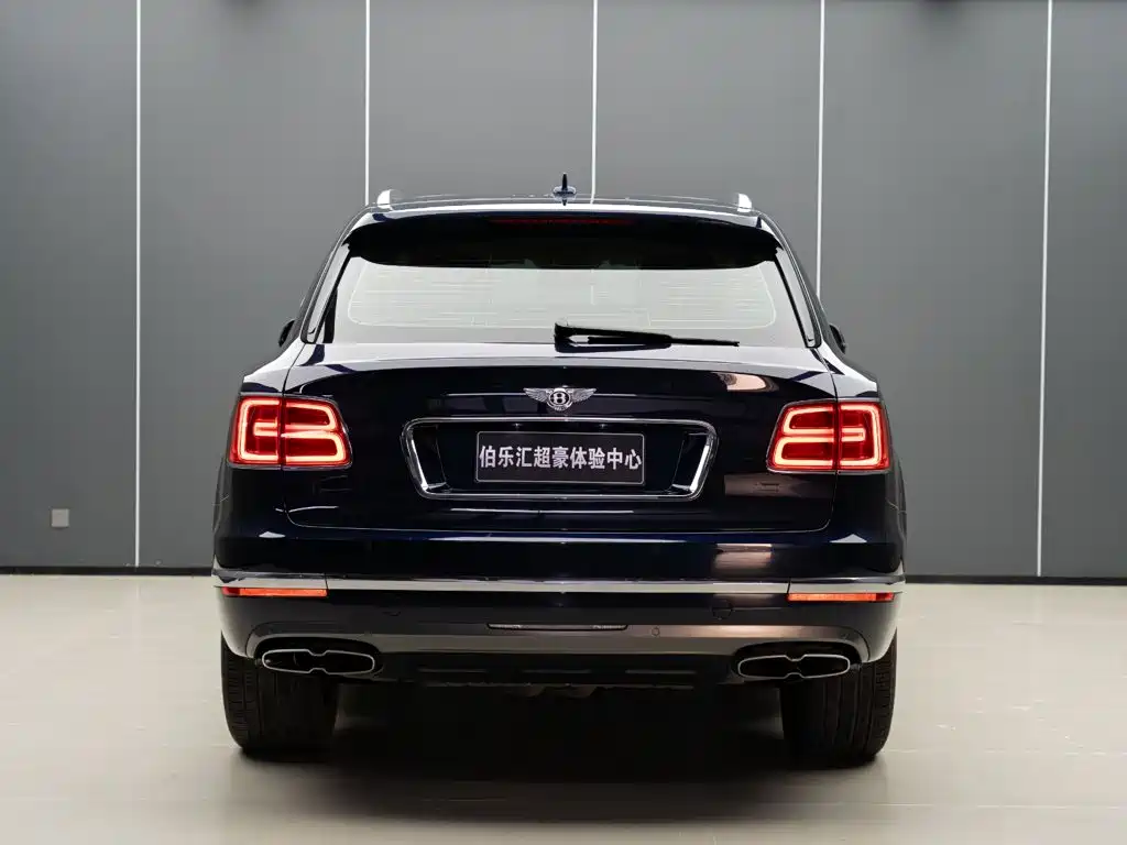 Bentley Bentayga — миниатюра 6