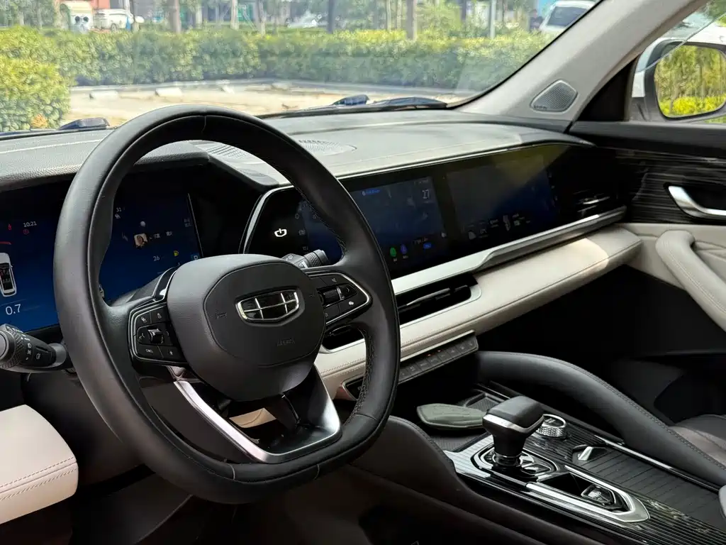 Geely Xingyue L — миниатюра 19