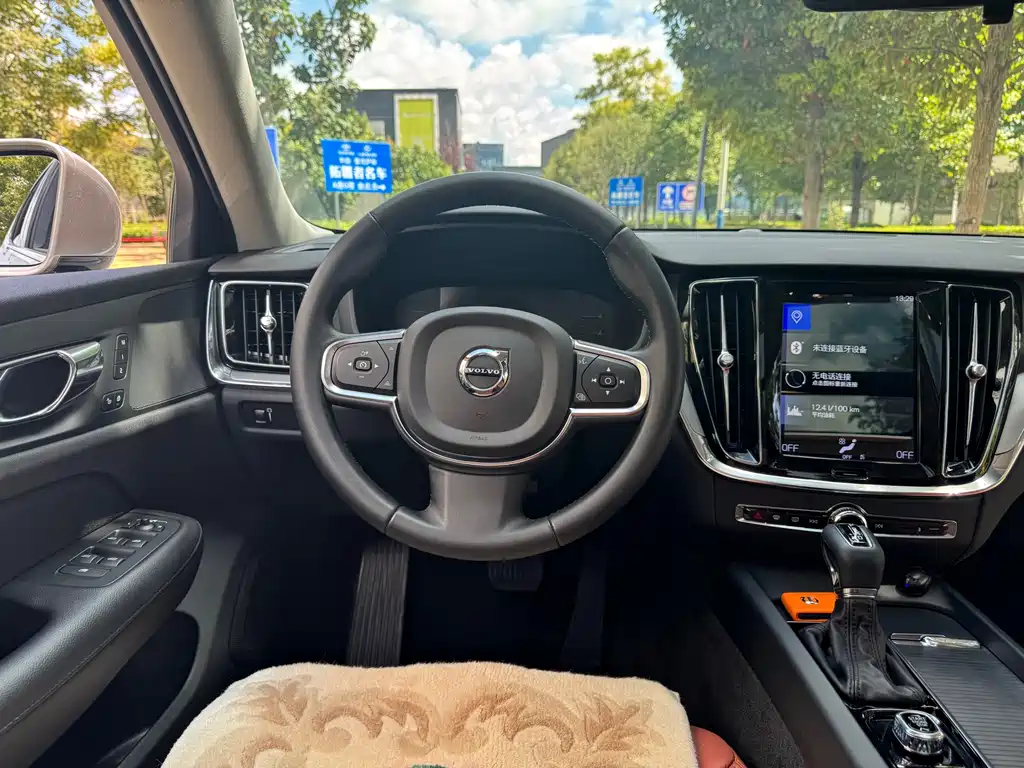 Volvo S60 — миниатюра 21