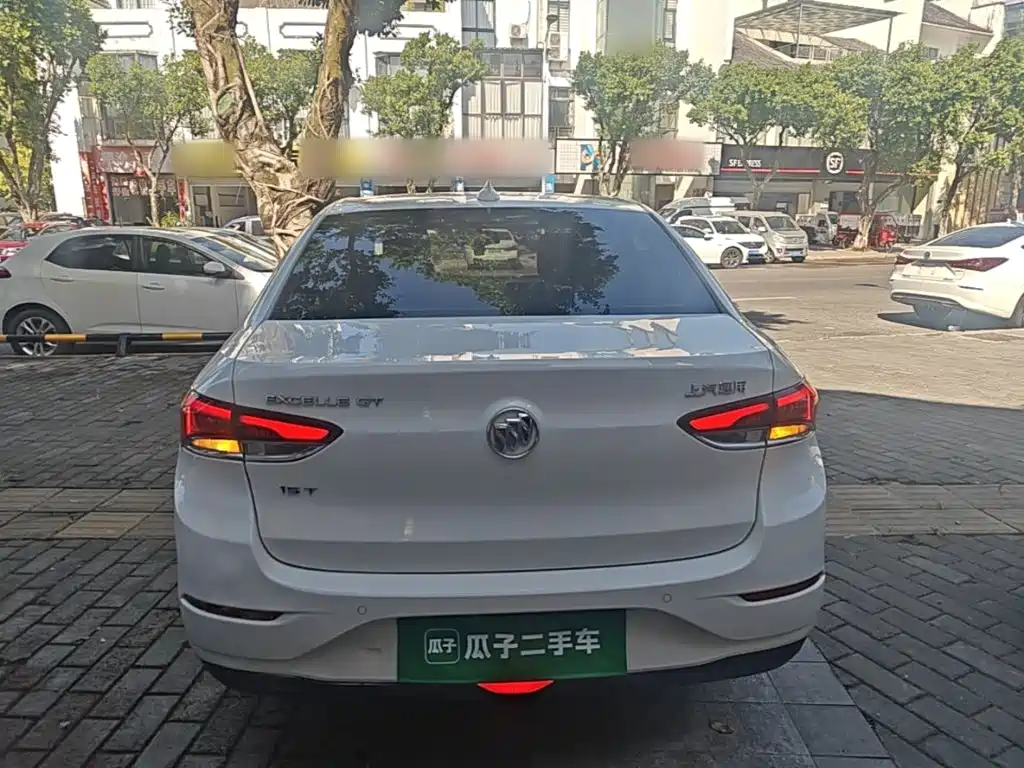 Buick Excelle — миниатюра 6