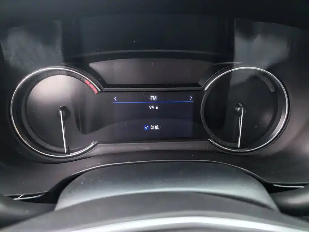 Cadillac XT5 — миниатюра 8