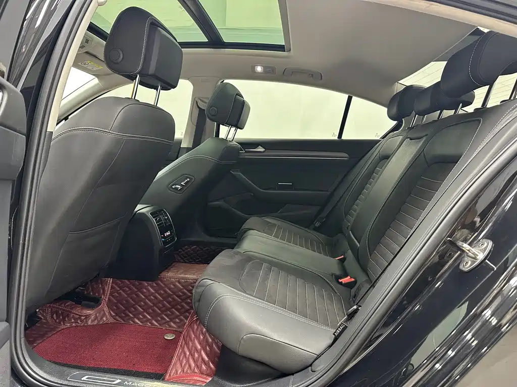 Volkswagen Magotan — миниатюра 6