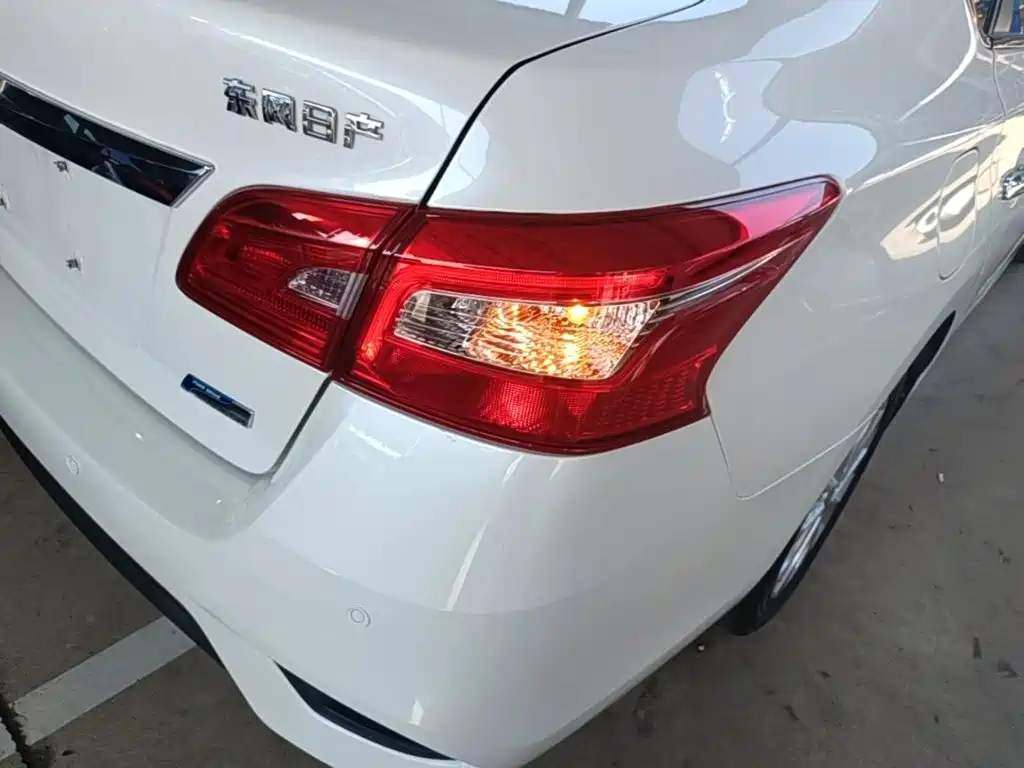 Nissan Sylphy — миниатюра 8