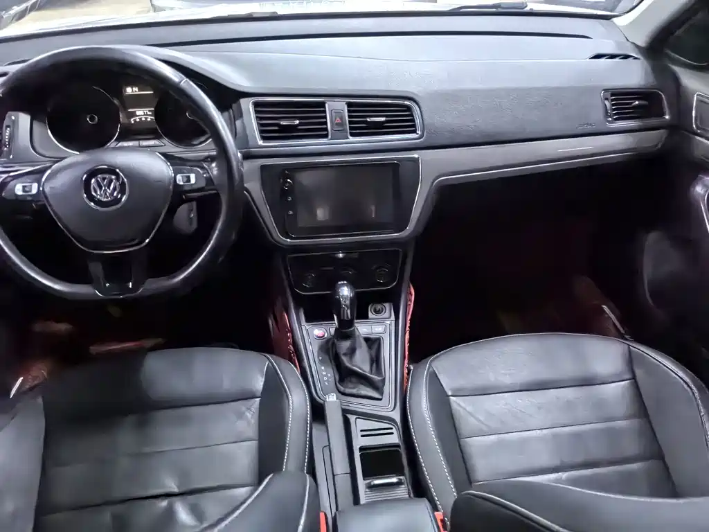 Volkswagen Lavida — миниатюра 8
