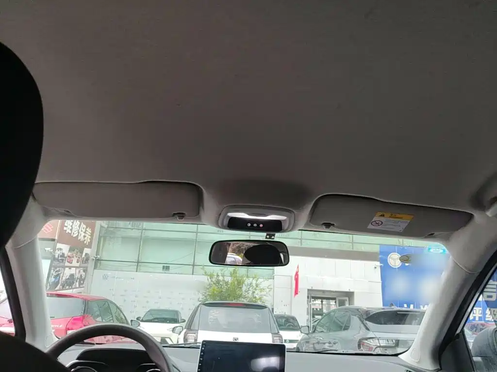 Chevrolet Trax — миниатюра 18