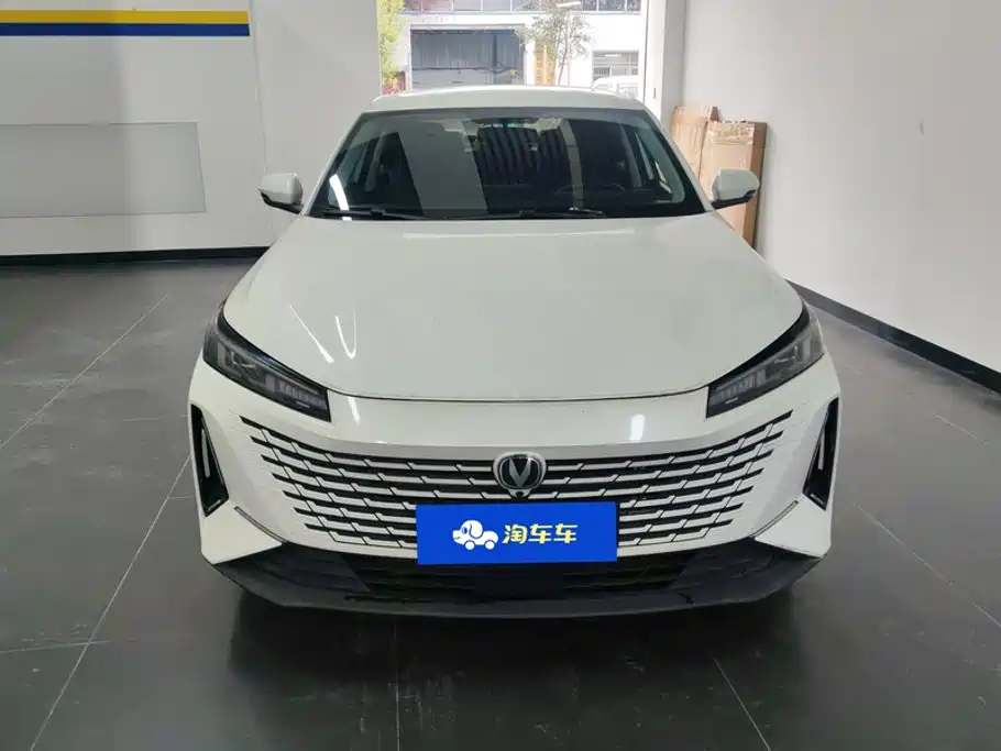 Changan Yida — миниатюра 2