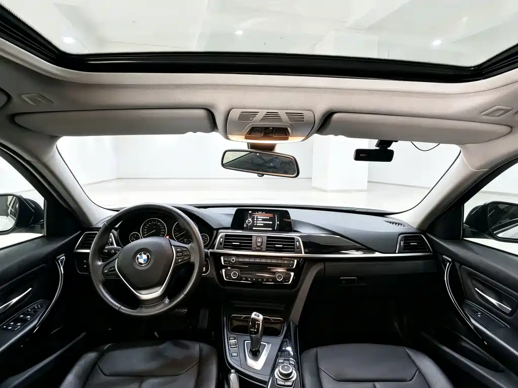 BMW 3 Series — миниатюра 5