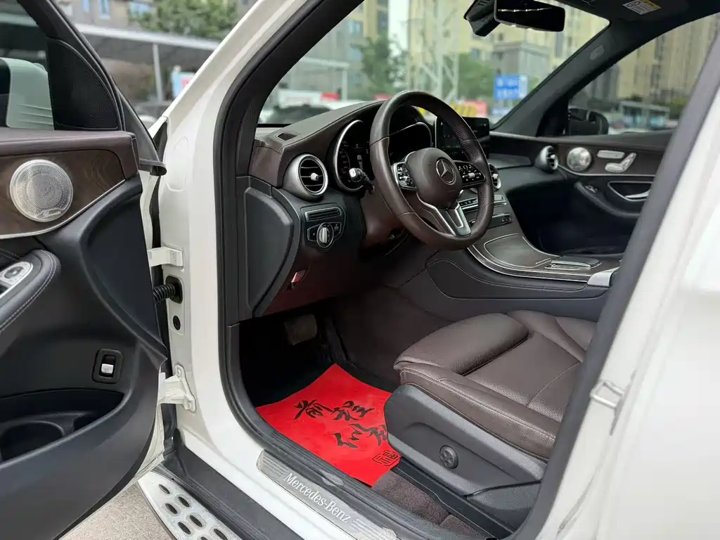 Mercedes-Benz GLC — миниатюра 6