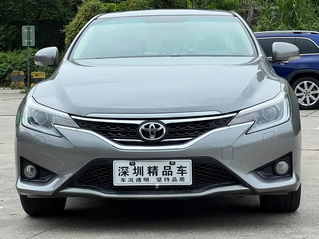 Toyota Reiz 2013 2.5V