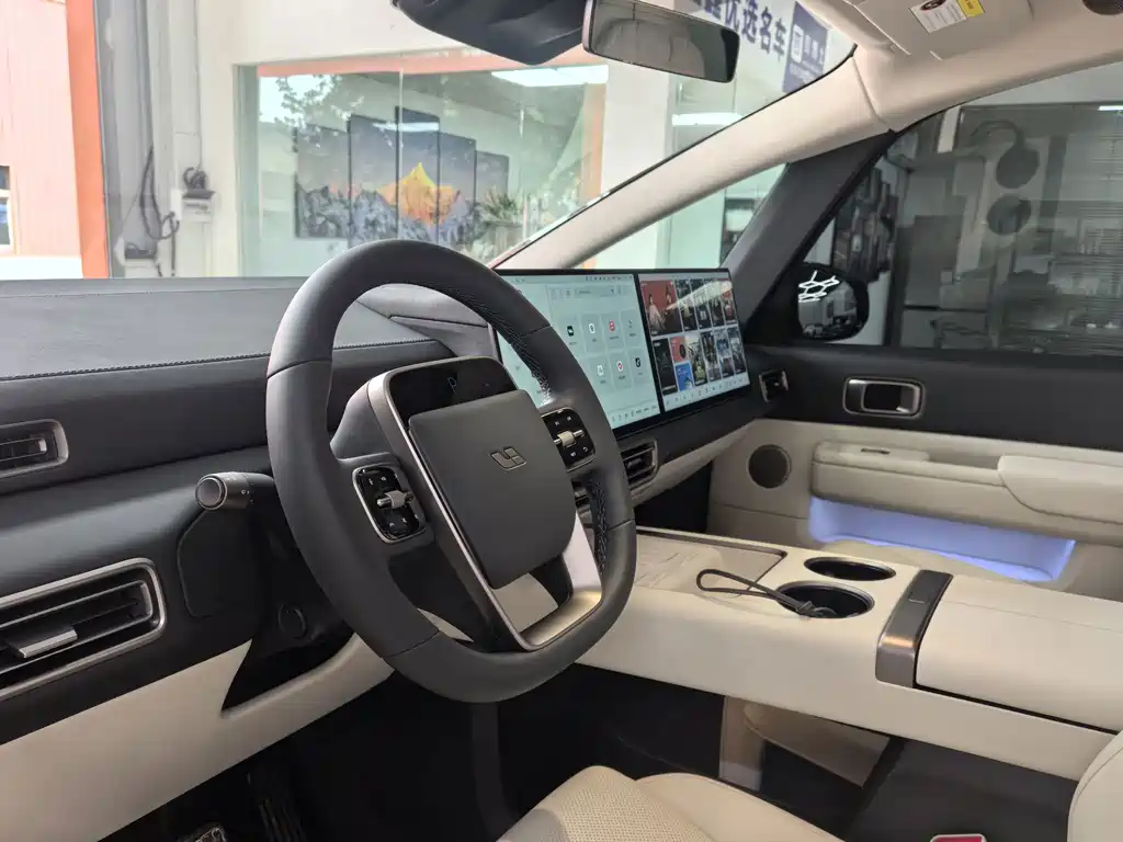 Li Auto Li MEGA — миниатюра 5